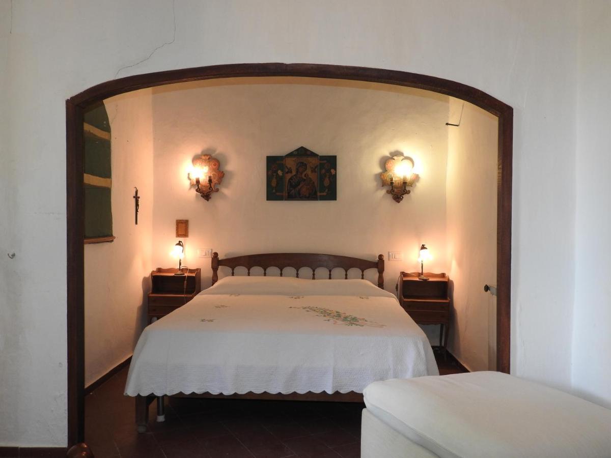 Villa Tana Pacenzia Cefalù Eksteriør billede