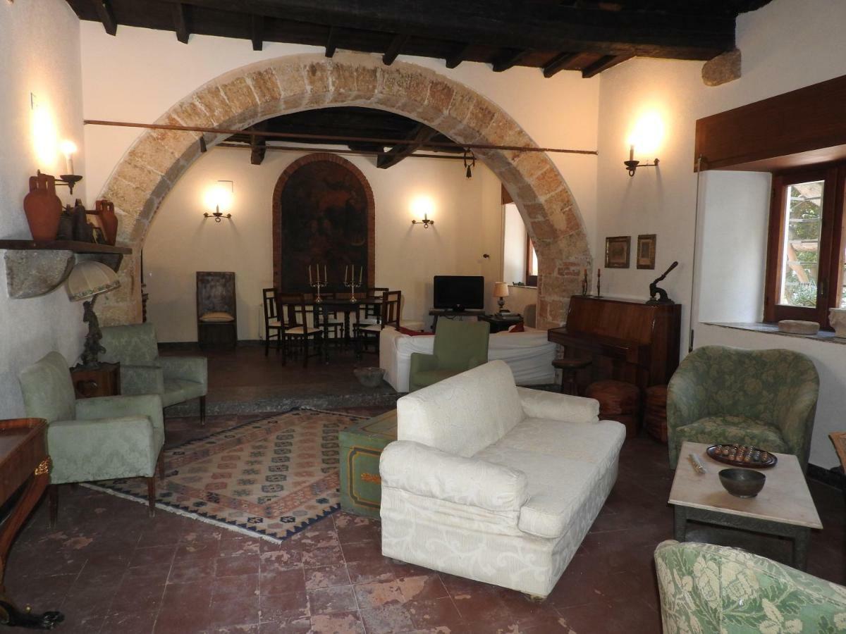 Villa Tana Pacenzia Cefalù Eksteriør billede